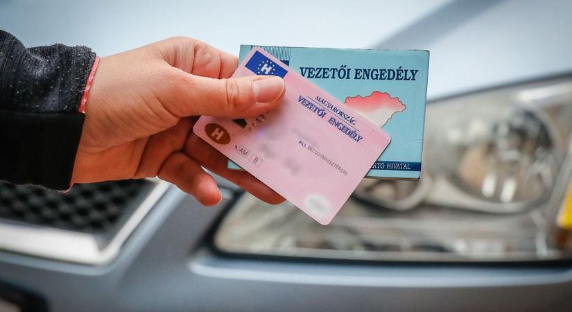 Tilosban parkolásért nincs pont, gyorshajtásért 8 is járhat - itt nézheted meg a pontállásodat