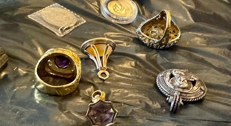 Ősi kincsek, milliárdos haszon: lecsaptak Európa egyik legnagyobb műkincsrabló bandájára