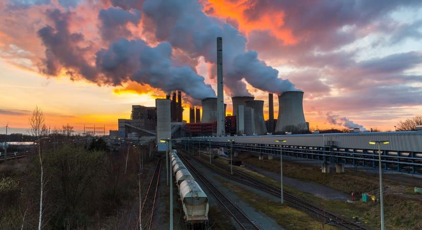 Sarkvidégi hideg érkezhet, máris a plafonig szökött az áramár Németországban