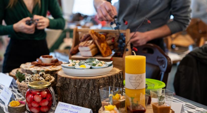 Több mint 110 kiállítóval és 750 látogatóval zajlott az alföldi kisléptékű termékelőállítók expója, a IV. REL EXPO