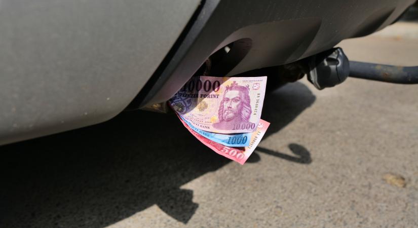 Olyan történik a benzinkutakon, hogy csak nézünk – És még nincs vége