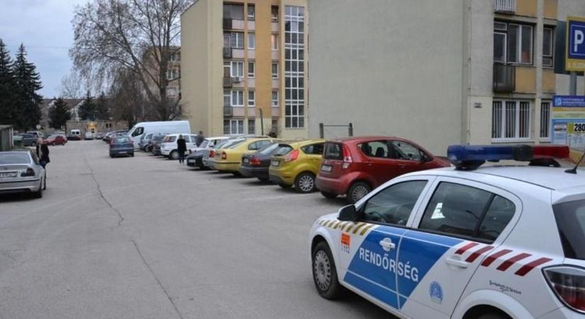 Hiába hozta a Jézuska, Tatabánya csillagszemű fiatalja a drogot választotta