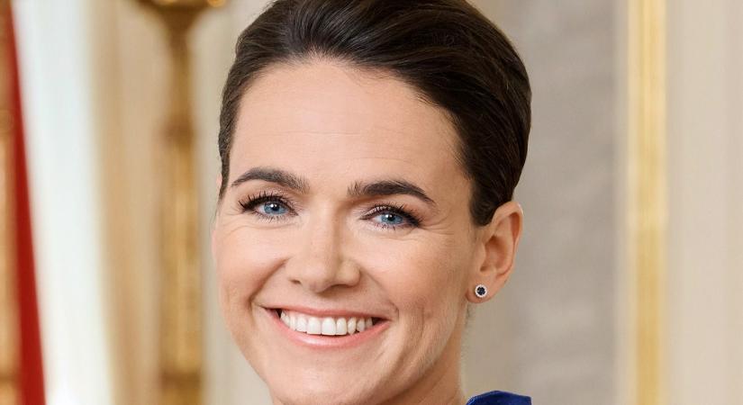 Novák Katalin újra munkába állt, így elbúcsúzott a tiszteletdíjától