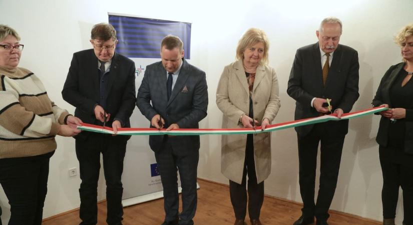 210 millió forintból átalakult Szabás központja