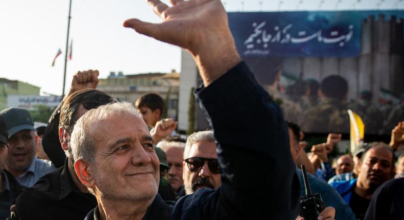 Elköltöztetné a fővárost az iráni elnök