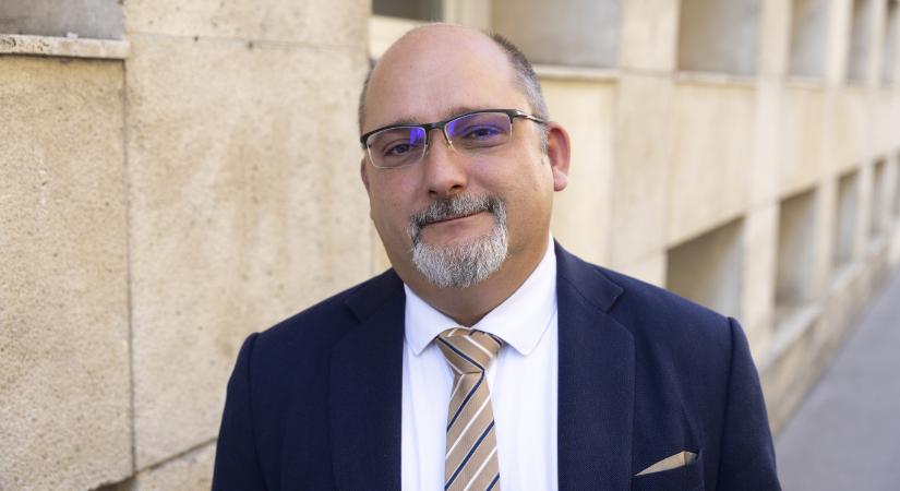 Bódis Krisztával indulhat egy körzetben Csárdi Antal