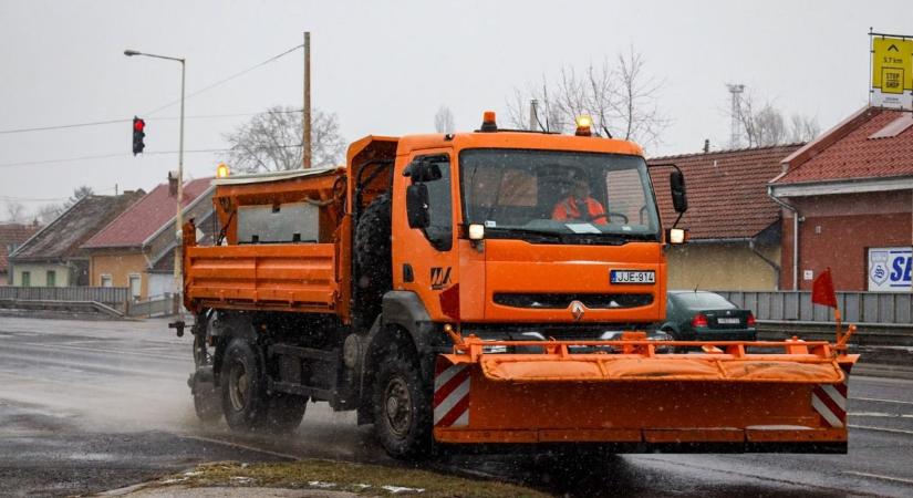 Megvan a pontos ütemterv, így tesz a szolgáltató, ha jön a hó Szolnokon