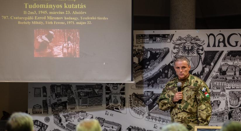 Roncskutatás és Balatonból kiemelt Messerschmitt - előadás a városi könyvtárban