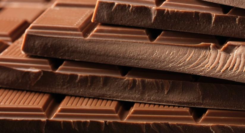 Ebbe még Willy Wonka foga is belesajdul – fájdalmas Milka visszahívás