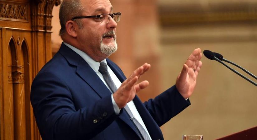 Csádri Antal ott indul a választáson, ahol Bódis Kriszta lehet a tiszás jelölt