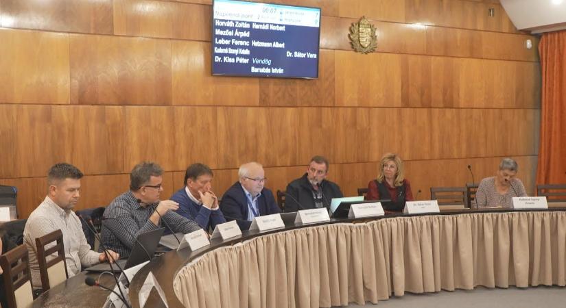 Egy lépéssel közelebb került a csúszdapark építése