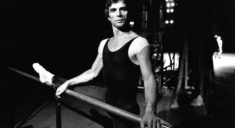Az operaház világa és Rudolf Nureyev eleganciája határozza meg az idei őszi divatot