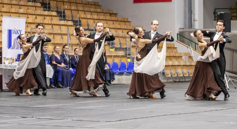 Jáky gála: „Egy közösséghez tartozunk” (galéria)