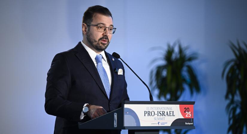 Szánthó Miklós önfényezésre használja a Szabad Európa bezárását