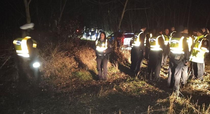 Több százan keresték, épségben meglett az eltűnt autista kisfiú