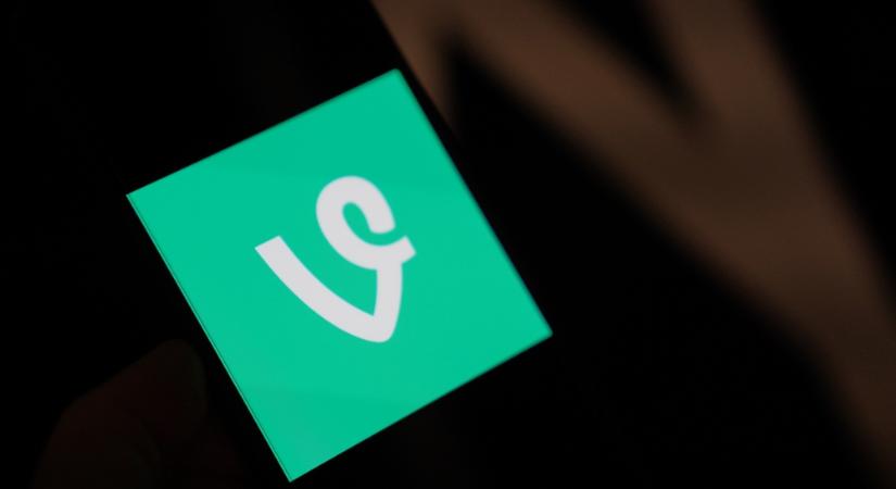 Durva pornográf hirdetések jelentek meg a Vinteden