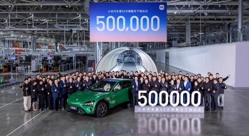 Ünnepel a Xiaomi, megvan a félmilliomodik autó és az év végi cél