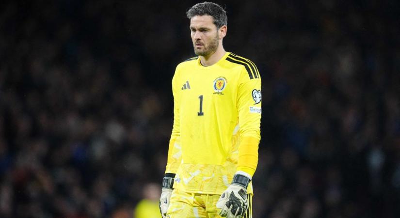 A brutális sérülésből is talpra állt és a katartikus győzelem után a vb-ért hajthat a 42 éves kapus