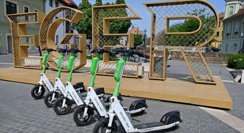 Lecsapott a visszaeső rollernyomorító? Ilyen helyen még nem láttál Lime-ot Egerben – fotó