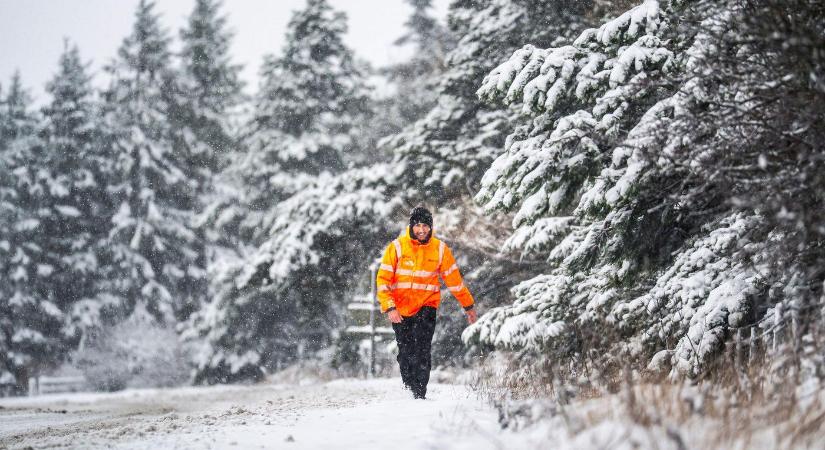 Rendkívüli térkép, itt esik a legtöbb hó pénteken Magyarországon, ezek az országrészek fehérednek ki