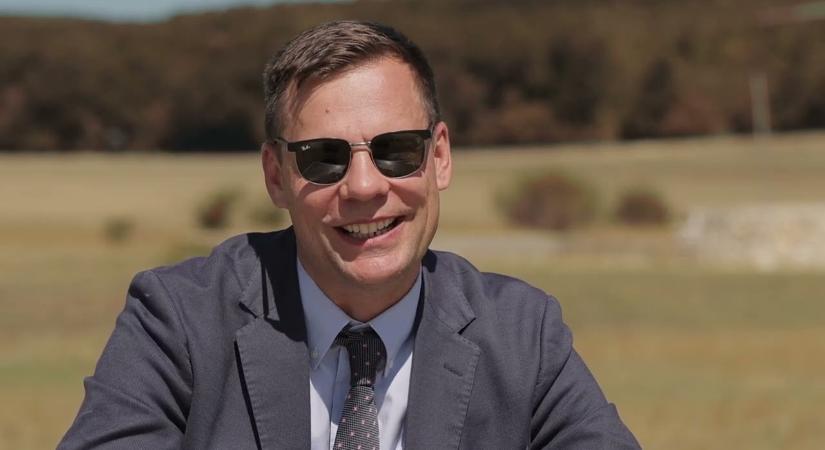 Eltemettek egy magyar tévécsatornát még a lekapcsolása előtt – Itt van Litkai Gergely búcsúja a Comedy Centraltól