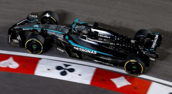 „Ott vagyunk mi is” – óvatos, de jó a Mercedes