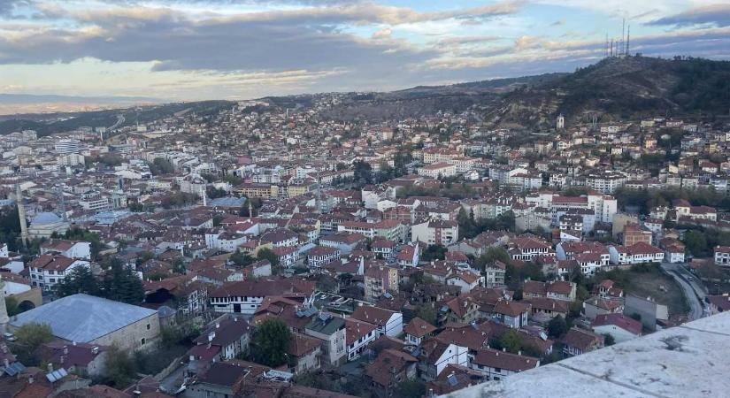 Ismét rejtélyes haláleset történt Isztambulban, egy héttel a család mérgezése után