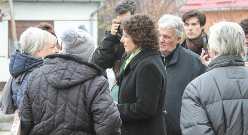 Dobrev Klára Nagyatádon: A DK kiharcolta 60 fonalgyári dolgozó végkielégítését