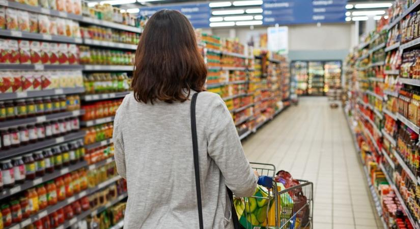 Így lesznek nyitva a boltok az ünnepek alatt – mutatjuk, hogy időben készülhess!