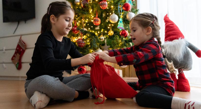 Gyermekkórház nevében gyűjtenek mikuláscsomagra a csalók