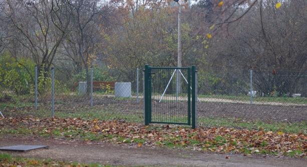 Újabb zárt kutyafuttató épült a városban