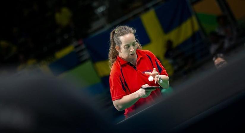 Arlóy Zsófia paralimpikon készen áll – német játékos vár rá a pingpongasztal mögött az Eb-n