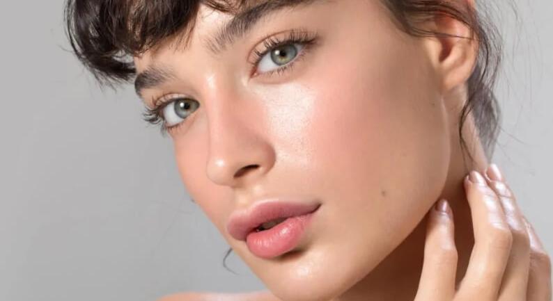 A „less is more” beauty filozófia – kevesebb termék, több ragyogás