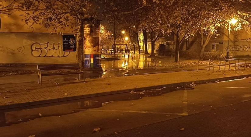 Csillag téri csőtörés, újabb katasztrófa csapott le a városban