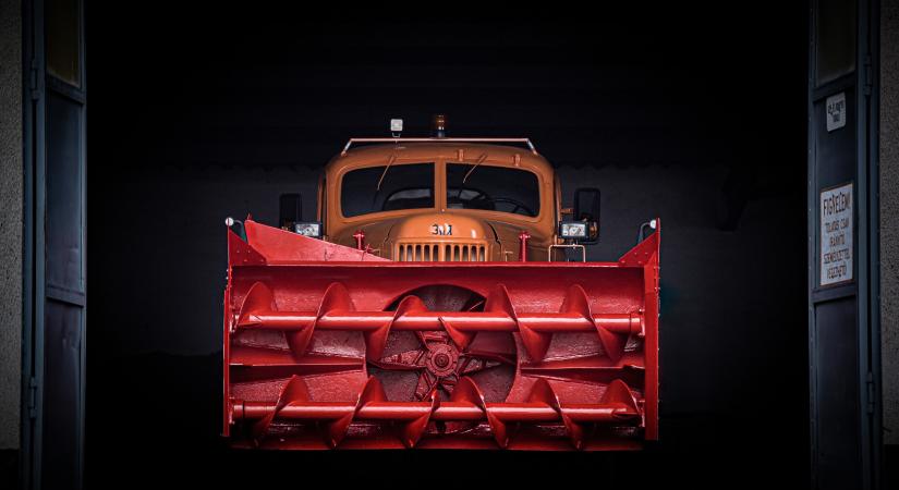 Idén is várja a havat a régi idők kőkemény hókotrója