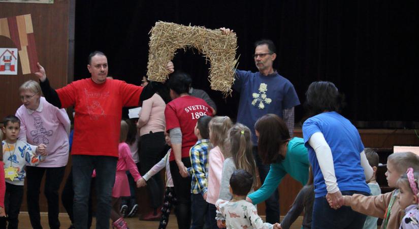 Élményalapú, játékos ismerkedéssel segíti az iskolakezdést a Svetits