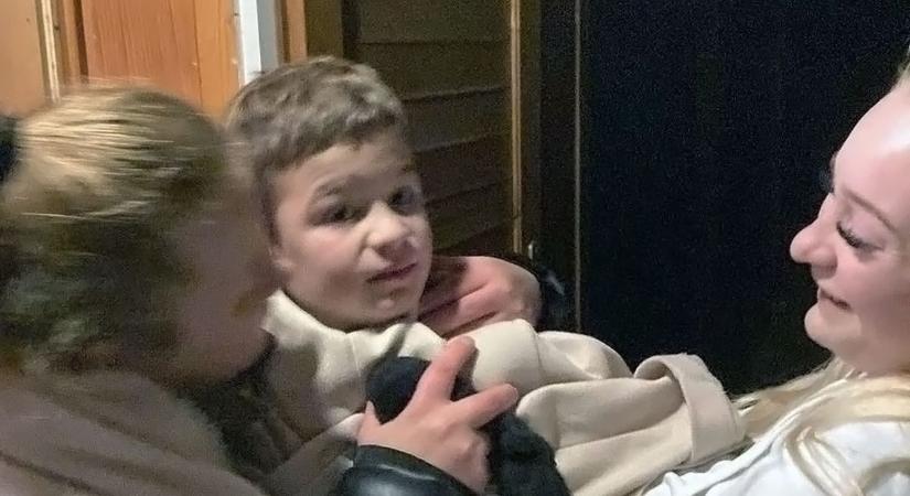Eltűnt egy autista kisfiú: százak indultak a keresésére!