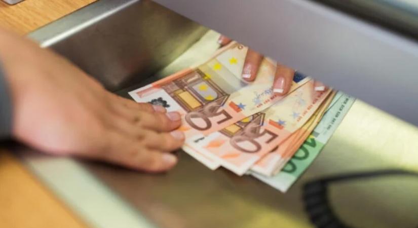 Egyre több szlovákiai háztartás képtelen befizetni a számlákat