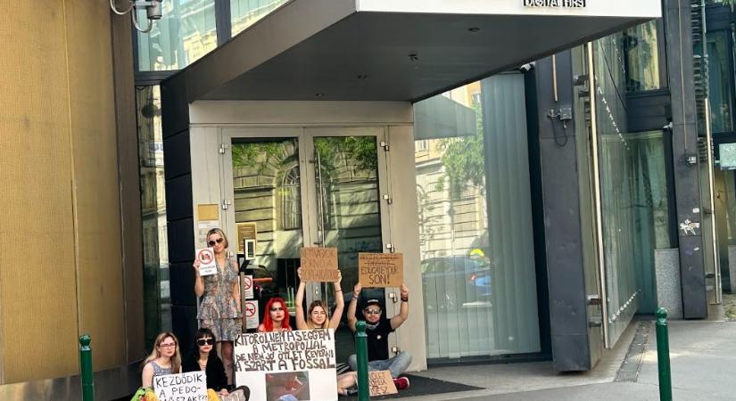 Nem hajlandó kivinni az embereknek a háborúval sokkoló kormánylapot a kézbesítő Somogyban