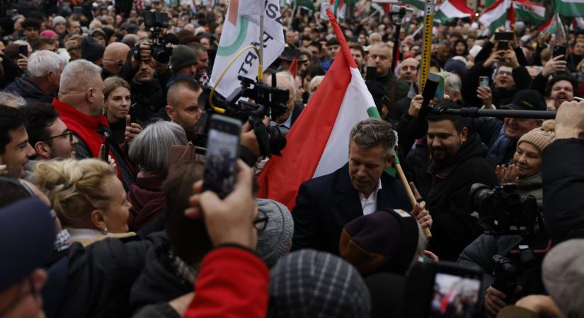 Ütemtelen becsúszás