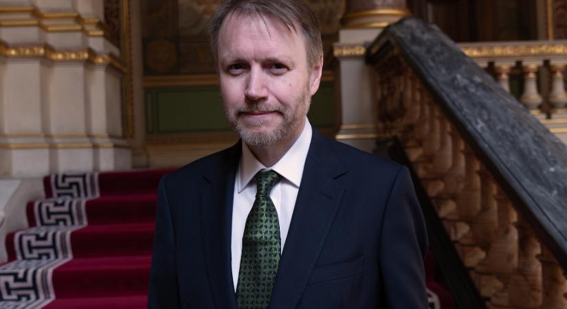 Az új brit nagykövet József Attilát idézi