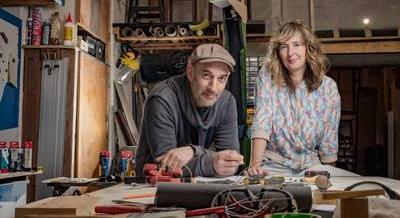 Ahol elfér egymás mellett a kerámiakorong, az esztergapad és a fotólabor – 20 éves a Noha Stúdió és Alkotóműhely