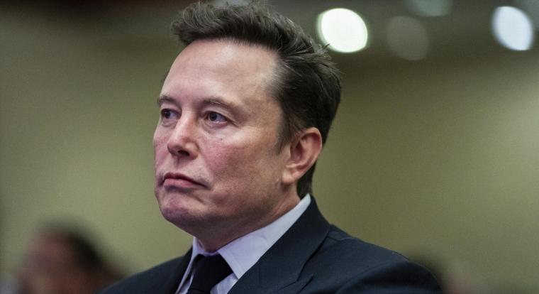 Elon Musk mesterséges intelligenciája szerint Elon Musk ügyesebben támadna fel, mint Jézus