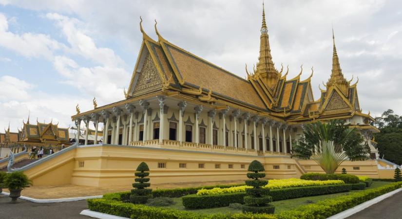 Műtárgyak százait adta vissza Kambodzsának egy furcsa hátterű magyar műgyűjtő