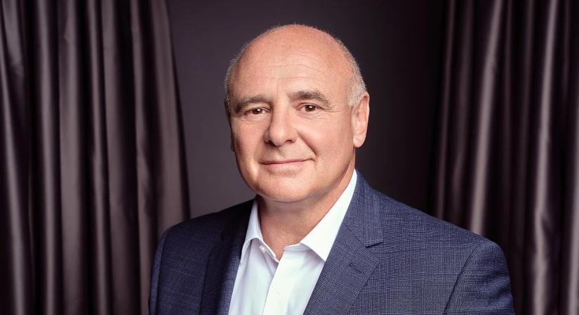 Halálosan megfenyegették Rónai Egont, nem várt botrány robbant az Orbán-interjú után