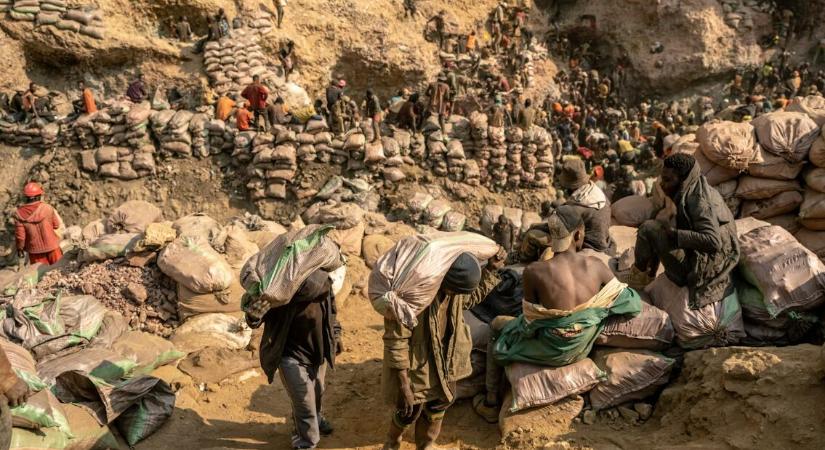 Óriásbanki elemzők a kisbefektetőkre mutogatnak – de a kriptopiaci zuhanás oka nem ennyire egyértelmű