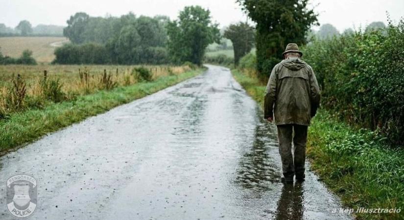 Eltévedt az esőben a bácsi és azt sem tudta, hol lakik – szerencsére segítettek neki