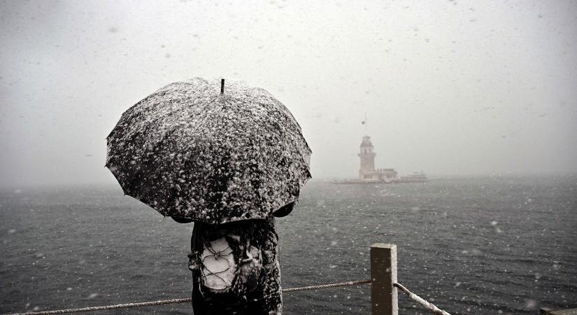 Azonnal jött a hír, 2 országrészben nem lesz havazás, a többit beteríti a fehérség, itt kell számítani majd havazásra a hétvégén? Részletes időjárás-előrejelzés
