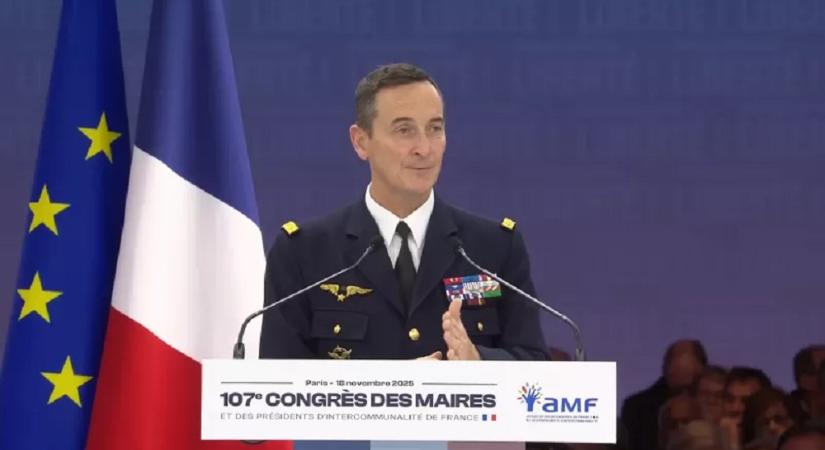 Halálba küldené a fiatalokat a francia vezérkari főnök