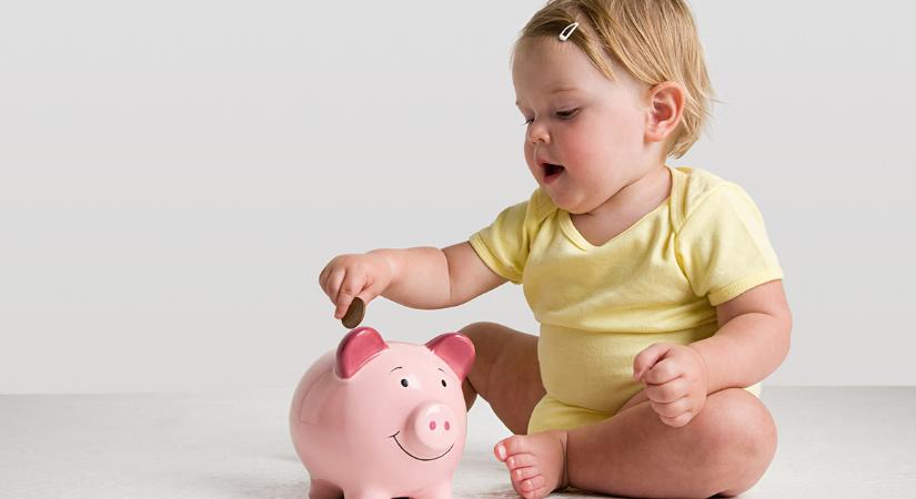 Családi pótlék: ekkor érkezik még idén